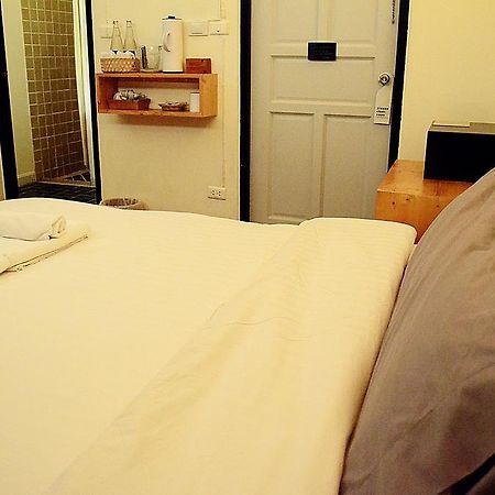 Early Bird Bed & Breakfast (Adults Only) Csiangmaj Kültér fotó