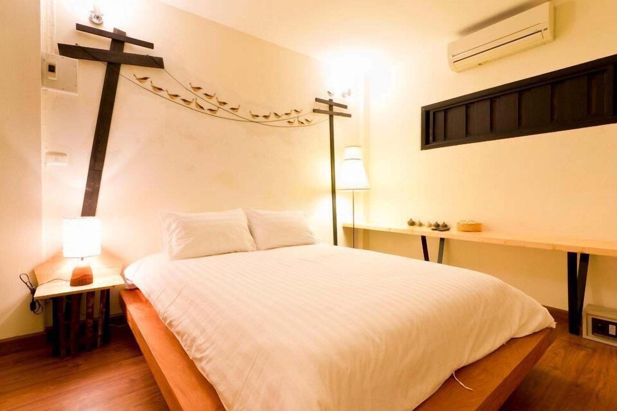 Early Bird Bed & Breakfast (Adults Only) Csiangmaj Kültér fotó