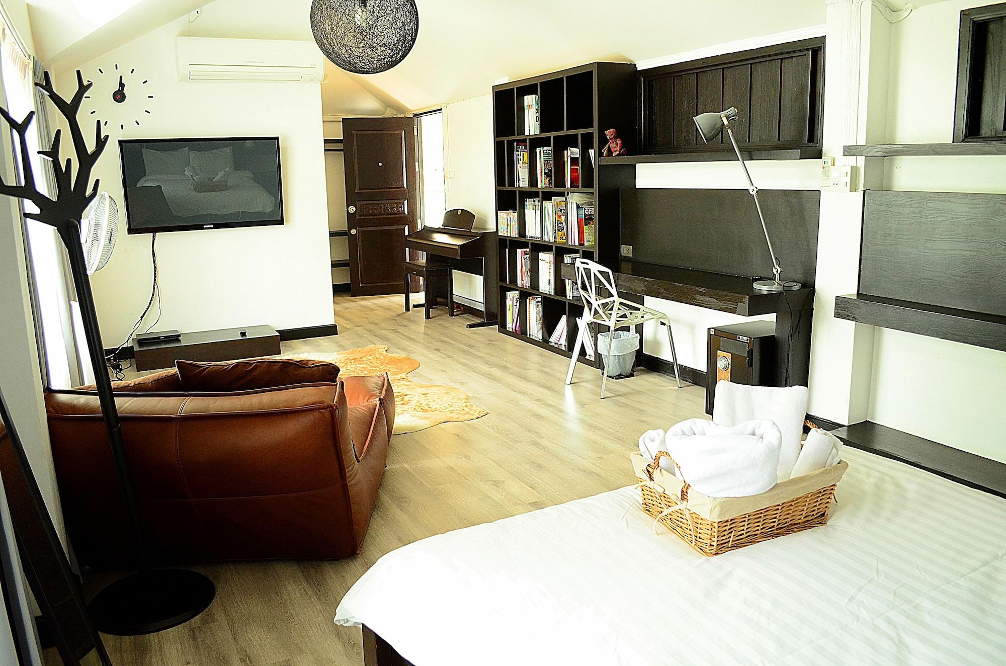 Early Bird Bed & Breakfast (Adults Only) Csiangmaj Kültér fotó